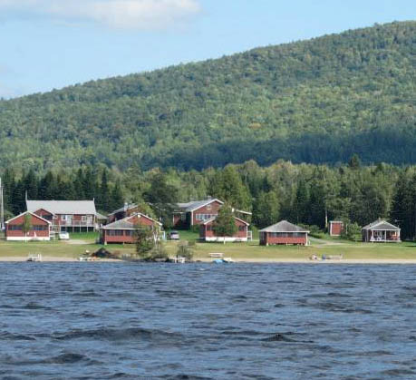 View of Jackson's Lodge in Canaan, VT